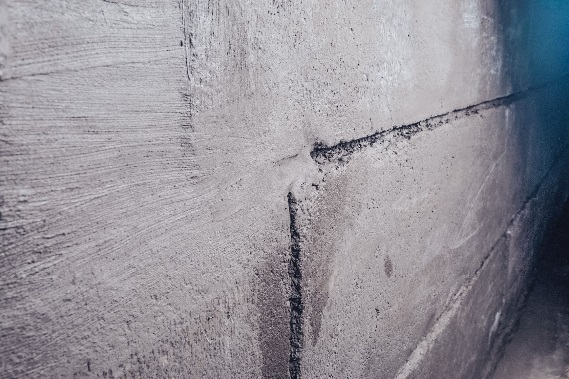 Герметизация швов в бетоне